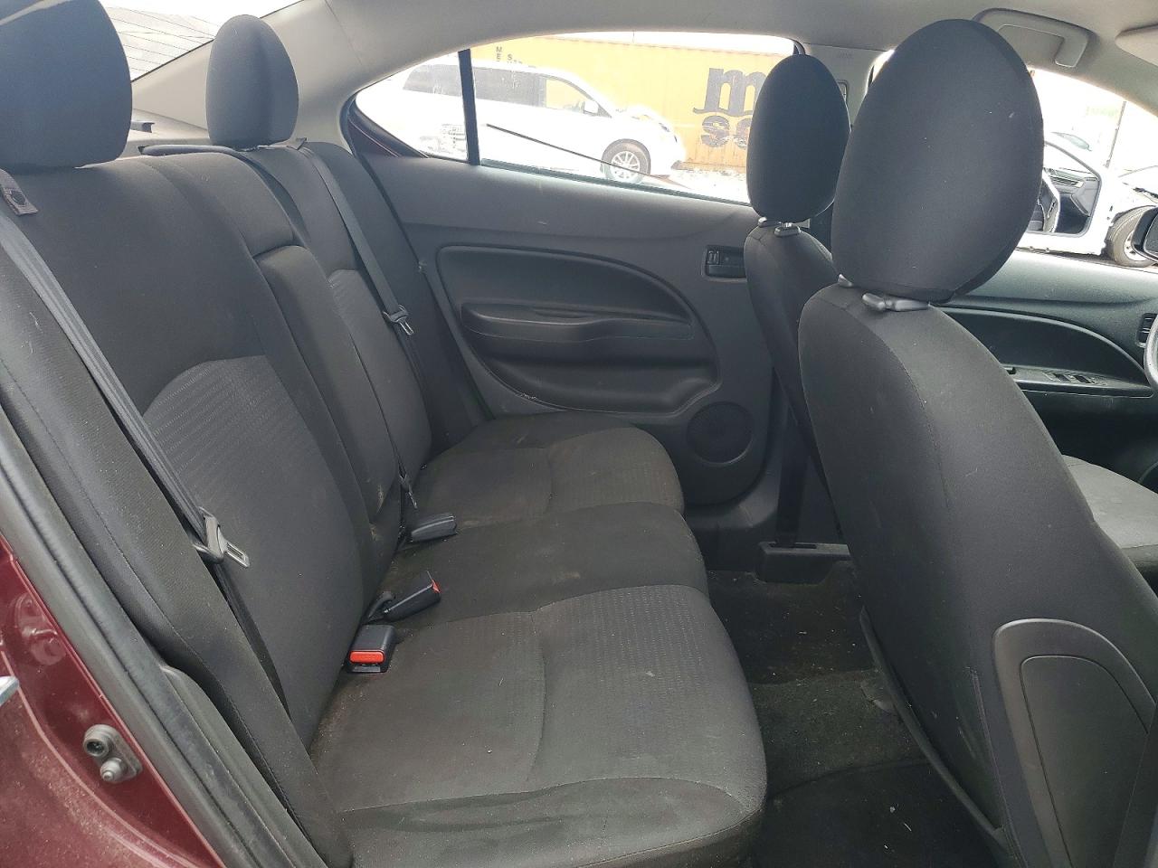 Mitsubishi Mirage G4 Es