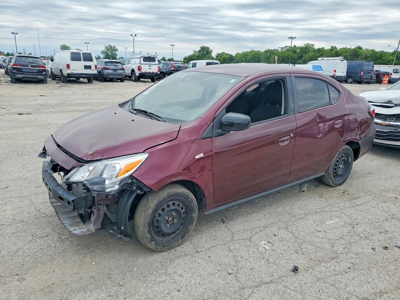 Salvage Mitsubishi Mirage Image