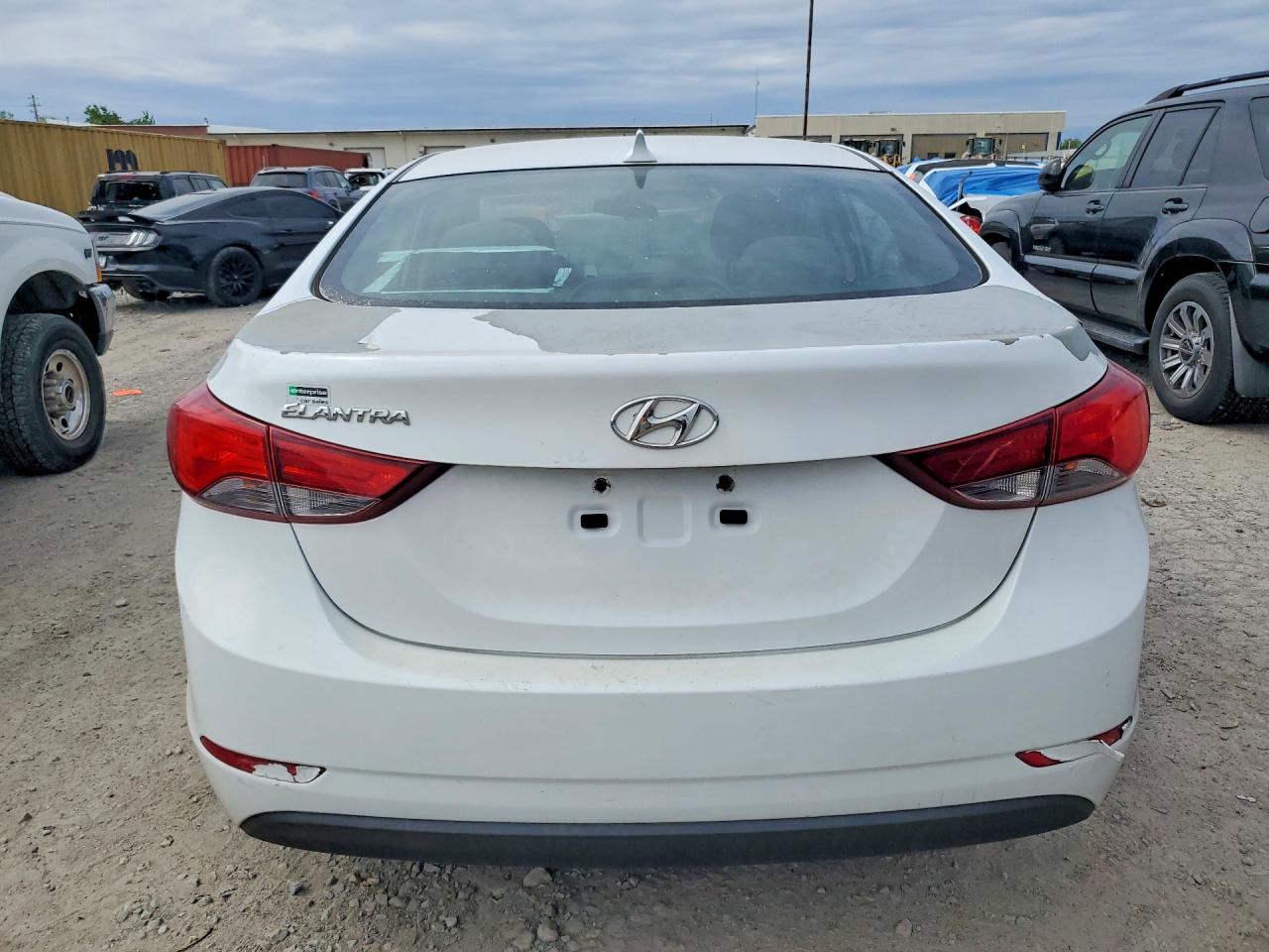 Hyundai ELANTRA Se