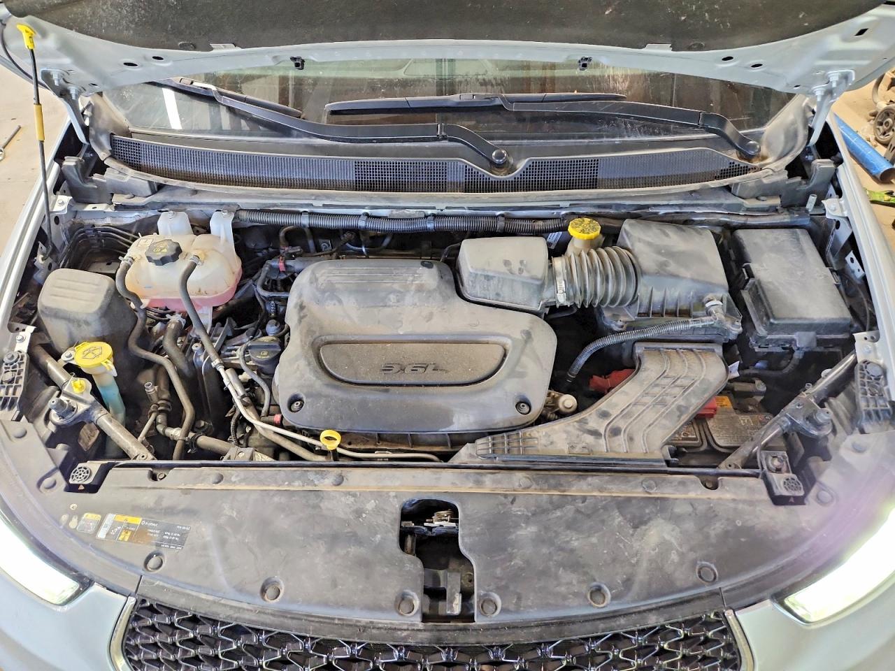 Chrysler Pacifica Touring L