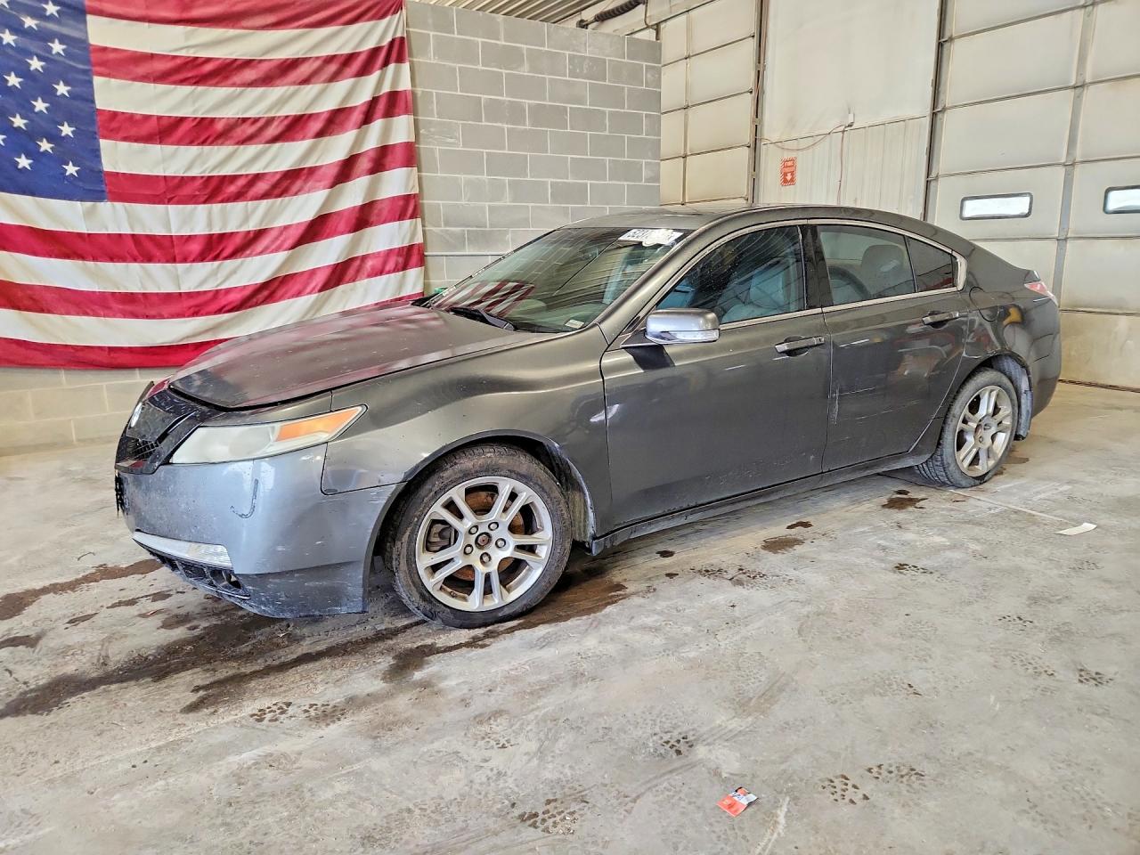 Salvage Acura TL Image