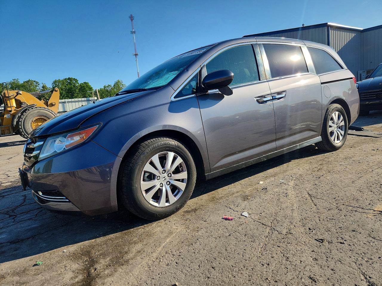 Salvage Honda Odyssey Image