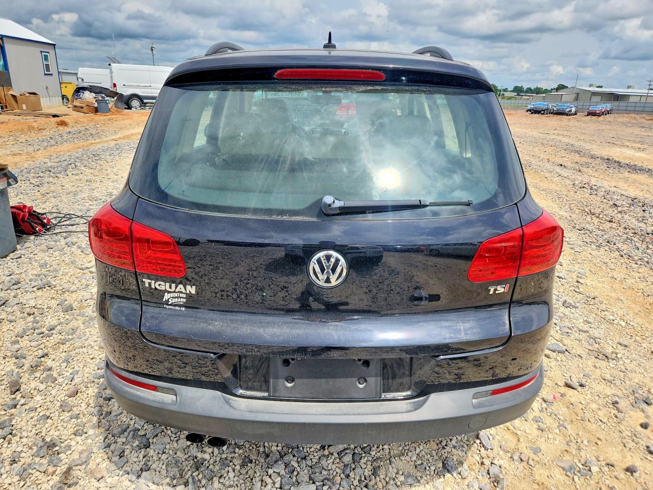 Volkswagen Tiguan S