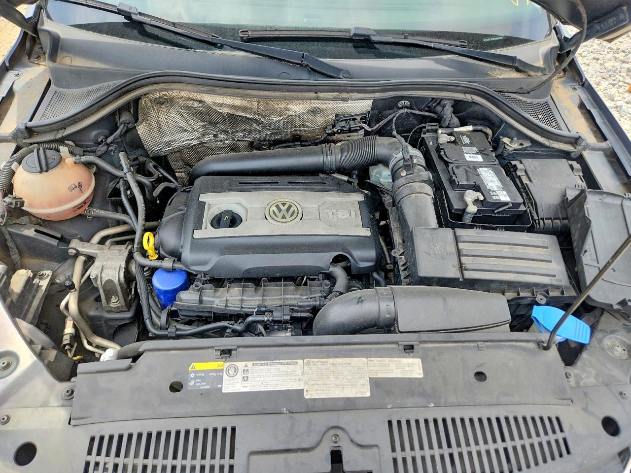 Volkswagen Tiguan S