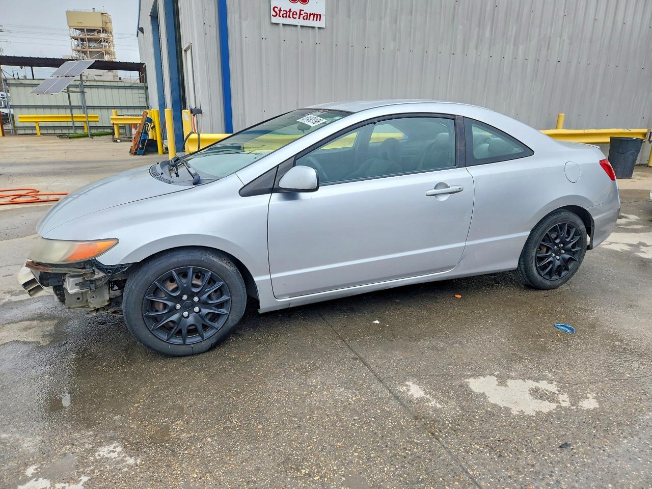 Salvage Honda Civic Image