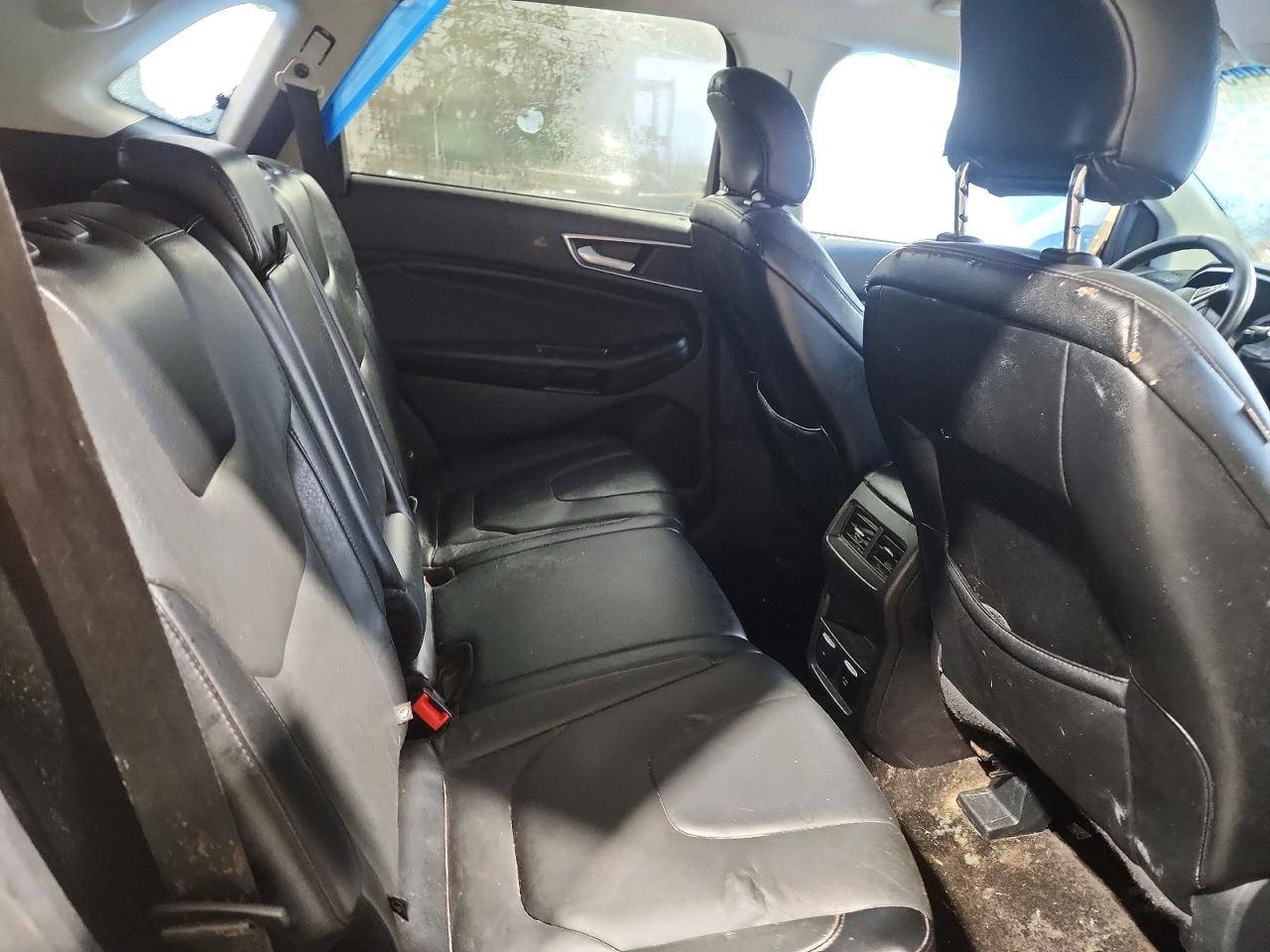 Ford Edge Titanium