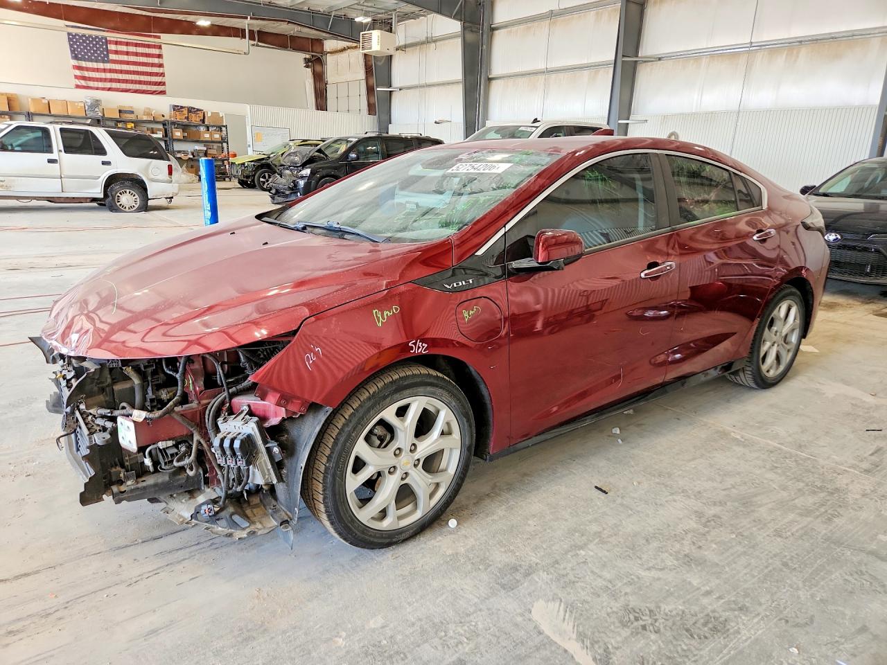 Salvage Chevrolet Volt Image