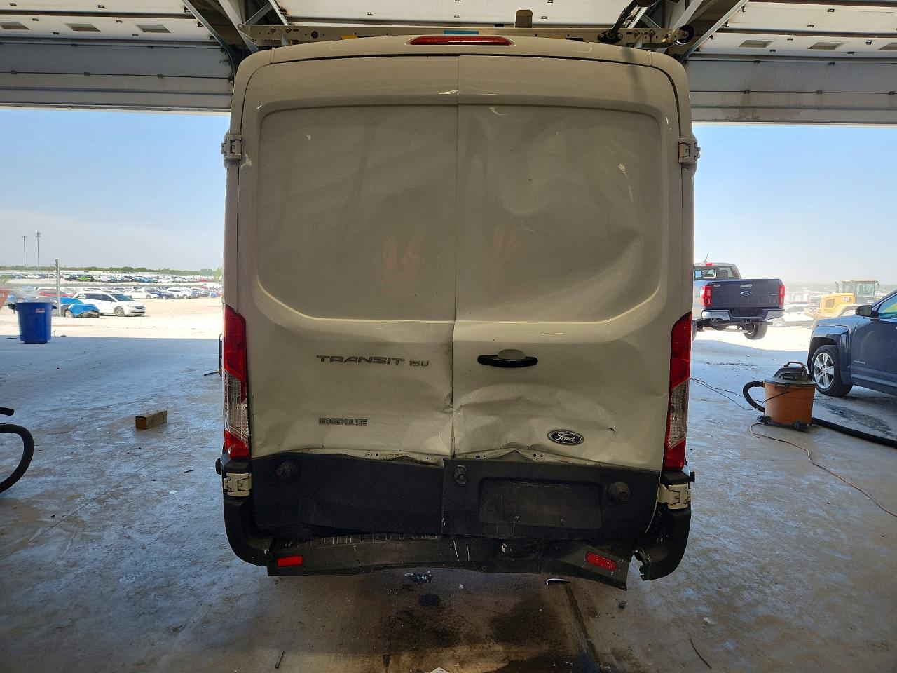 Ford Transit T-150