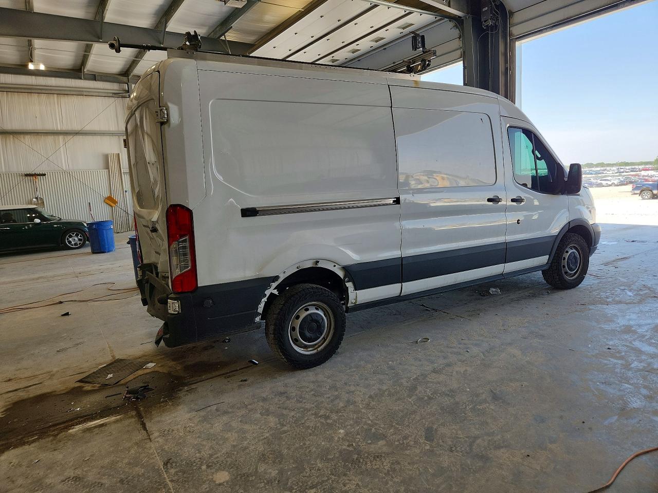 Ford Transit T-150