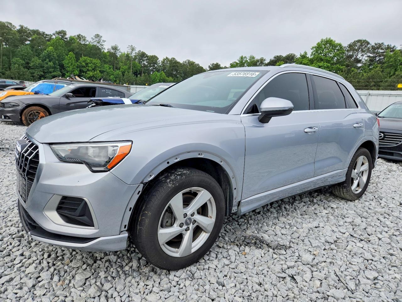 Salvage Audi Q3 Image