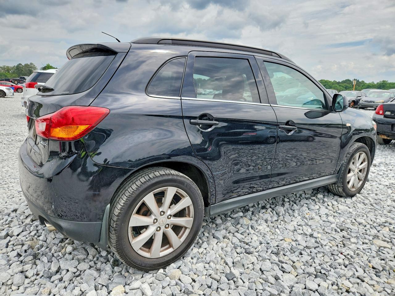Mitsubishi Outlander Se