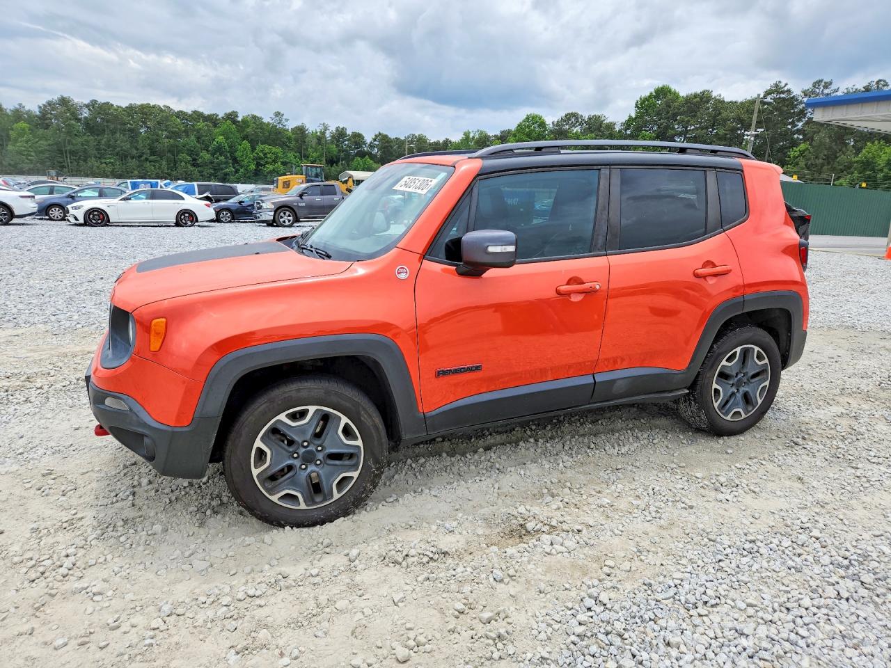 Salvage Jeep Renegade Image