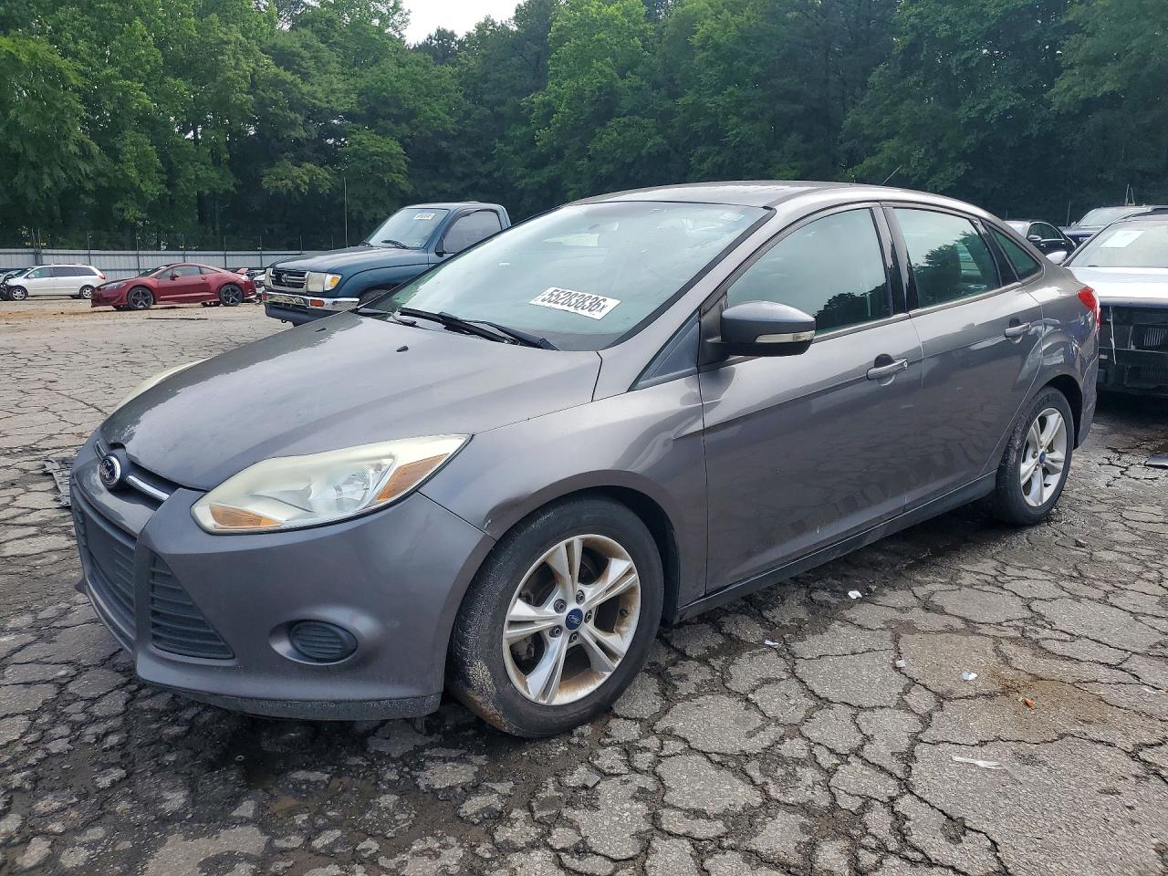 Salvage Ford Focus Image