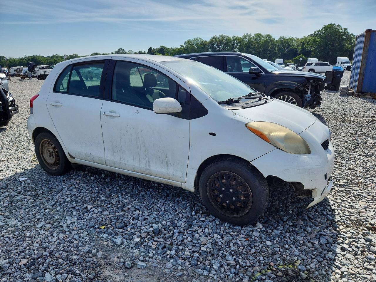 Toyota Yaris Base