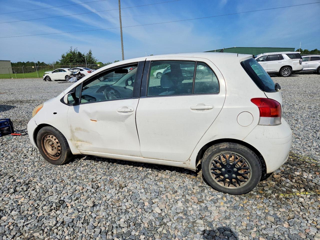 Toyota Yaris Base