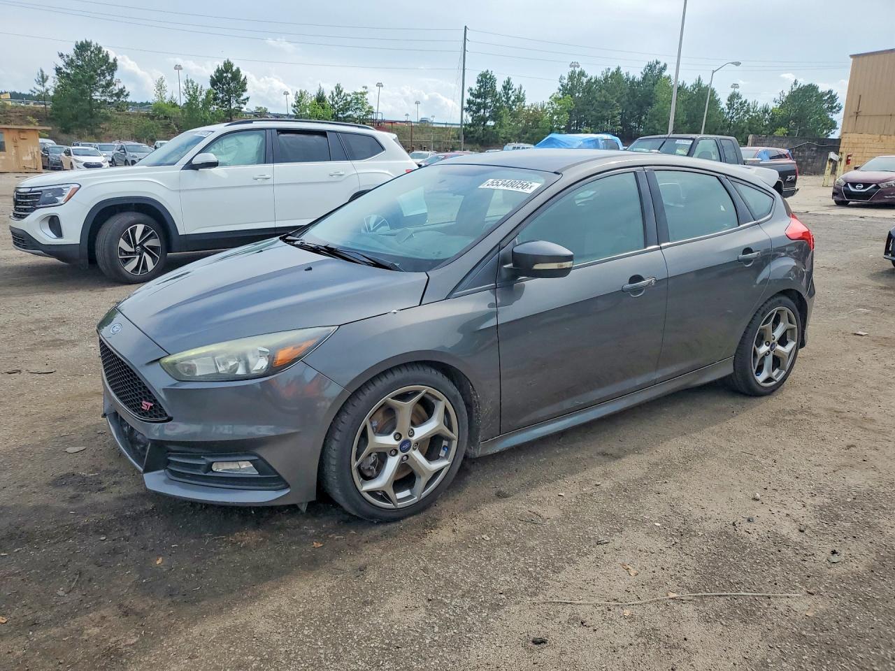 Salvage Ford Focus Image