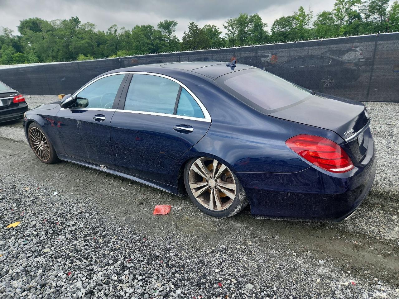 Mercedes-Benz S-Class 550