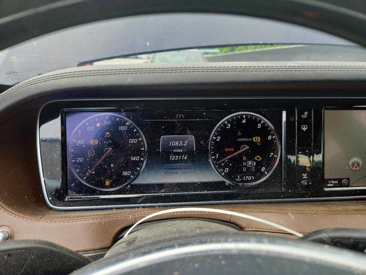 Mercedes-Benz S-Class 550