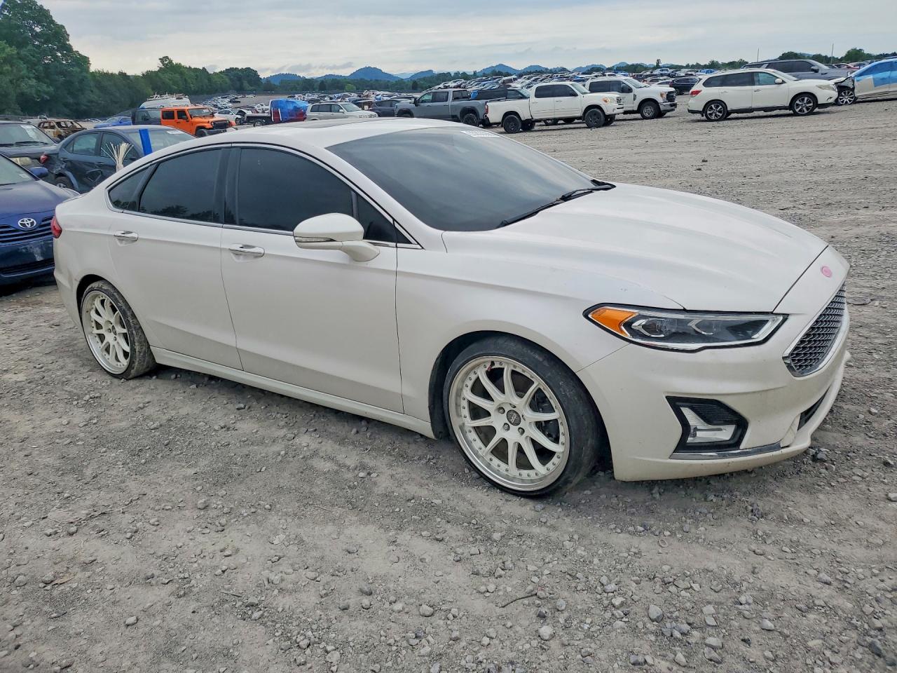 Ford Fusion Titanium