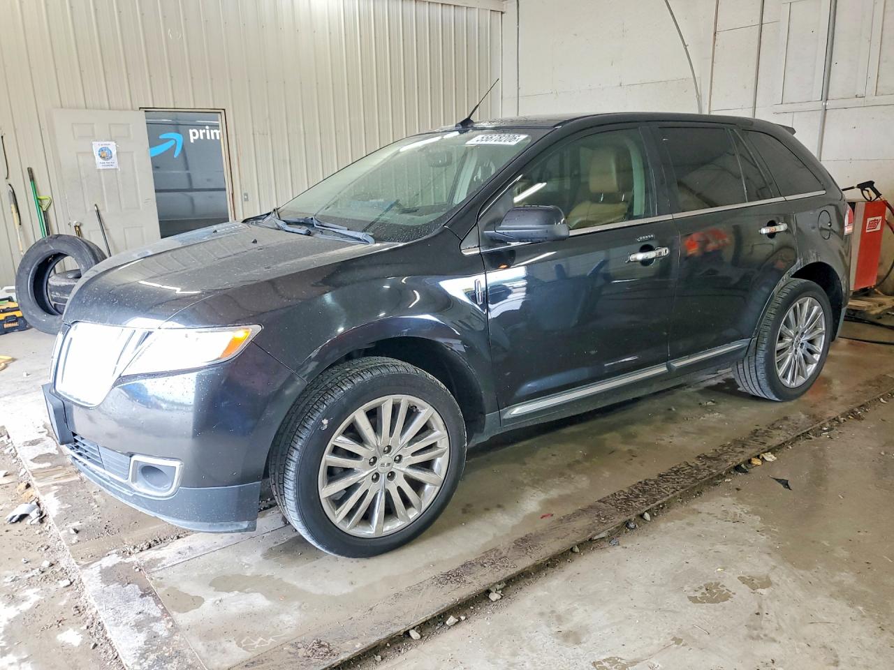 Salvage Lincoln MKX Image