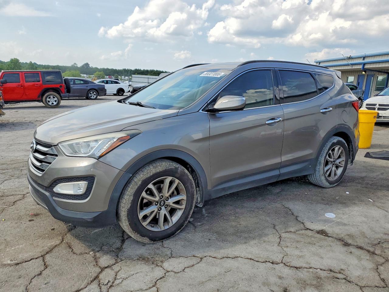 Salvage Hyundai SANTA FE Image