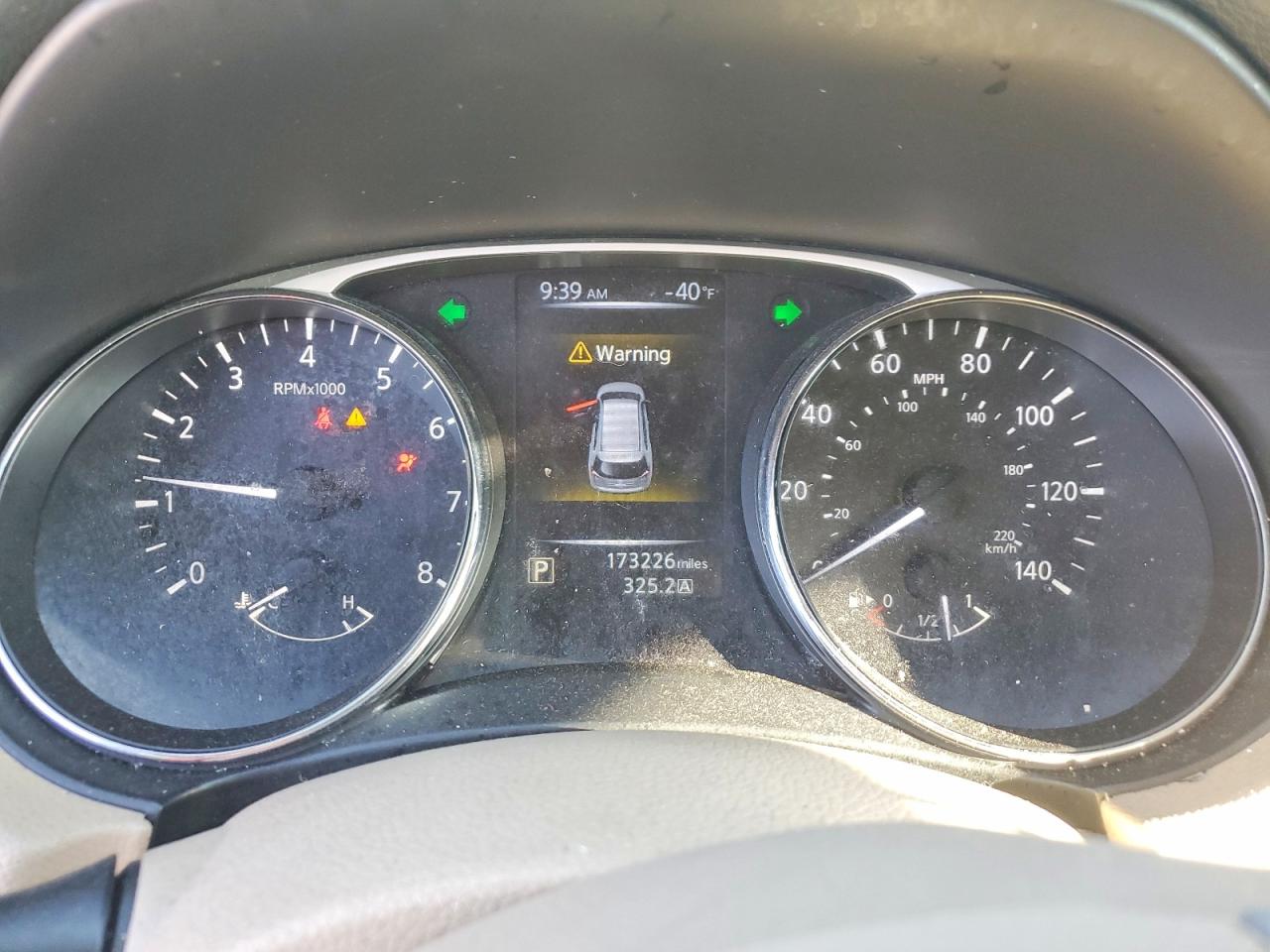 Nissan Rogue S