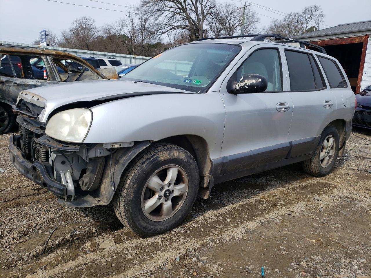 Salvage Hyundai SANTA FE Image