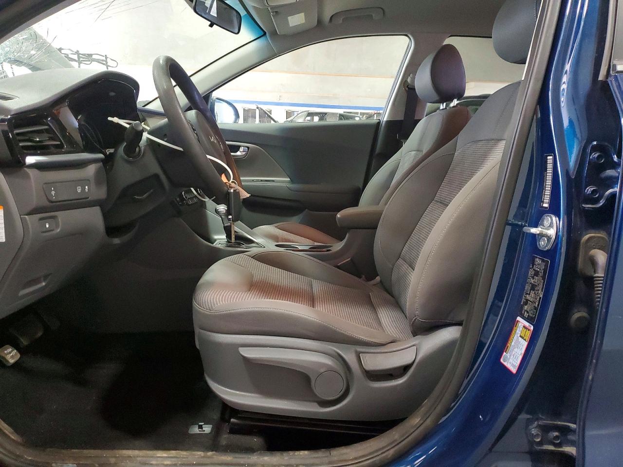 Kia Niro Lx