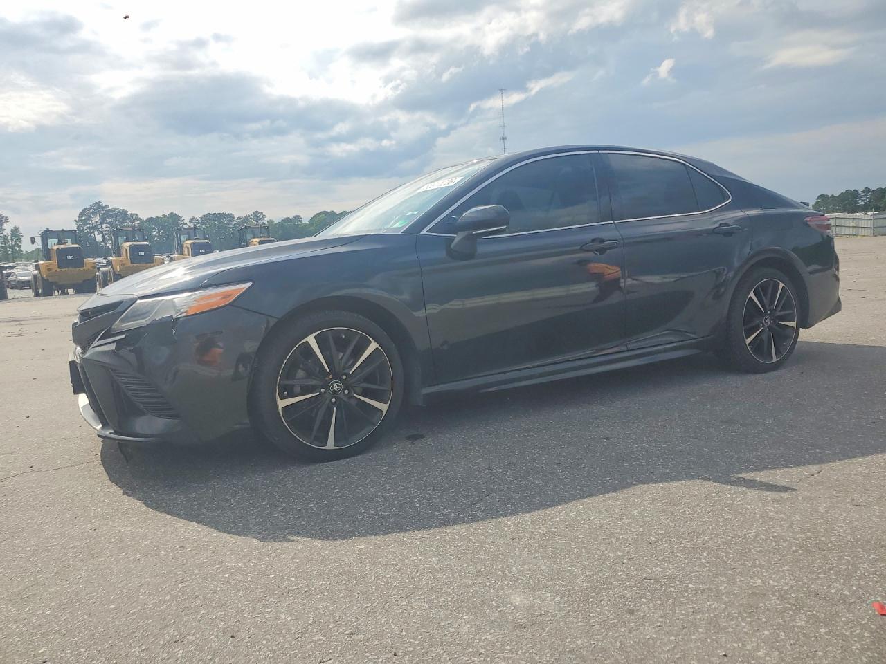Salvage Toyota Camry Image