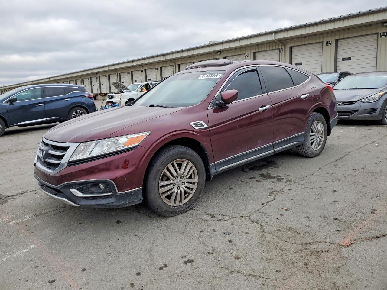 Salvage Honda Crosstour Image