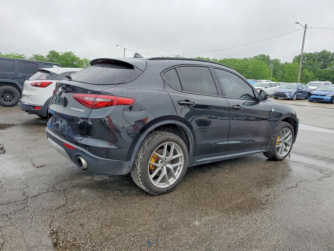 Alfa Romeo Stelvio Ti Sport