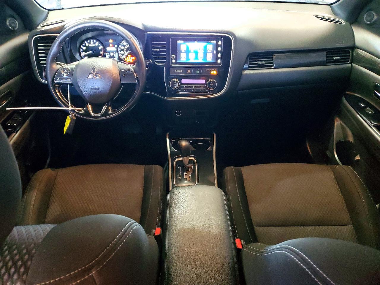 Mitsubishi Outlander Se