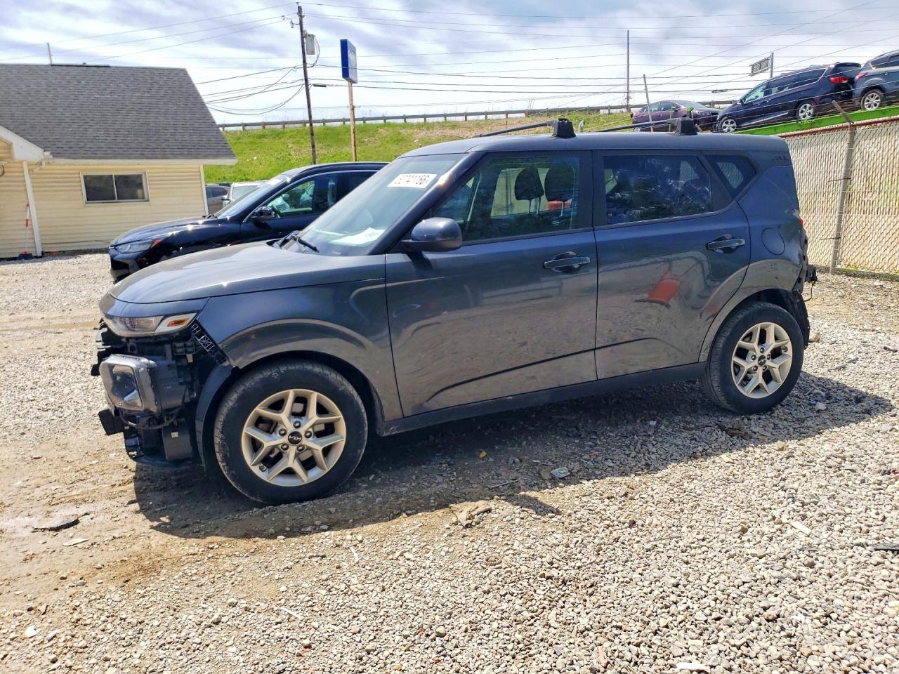 Salvage Kia Soul Image