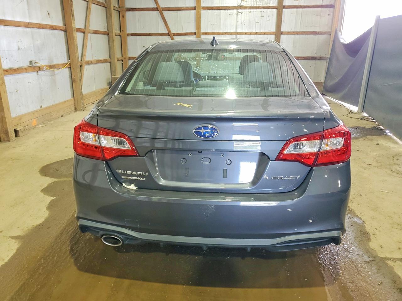 Subaru Legacy 2.5i Premium