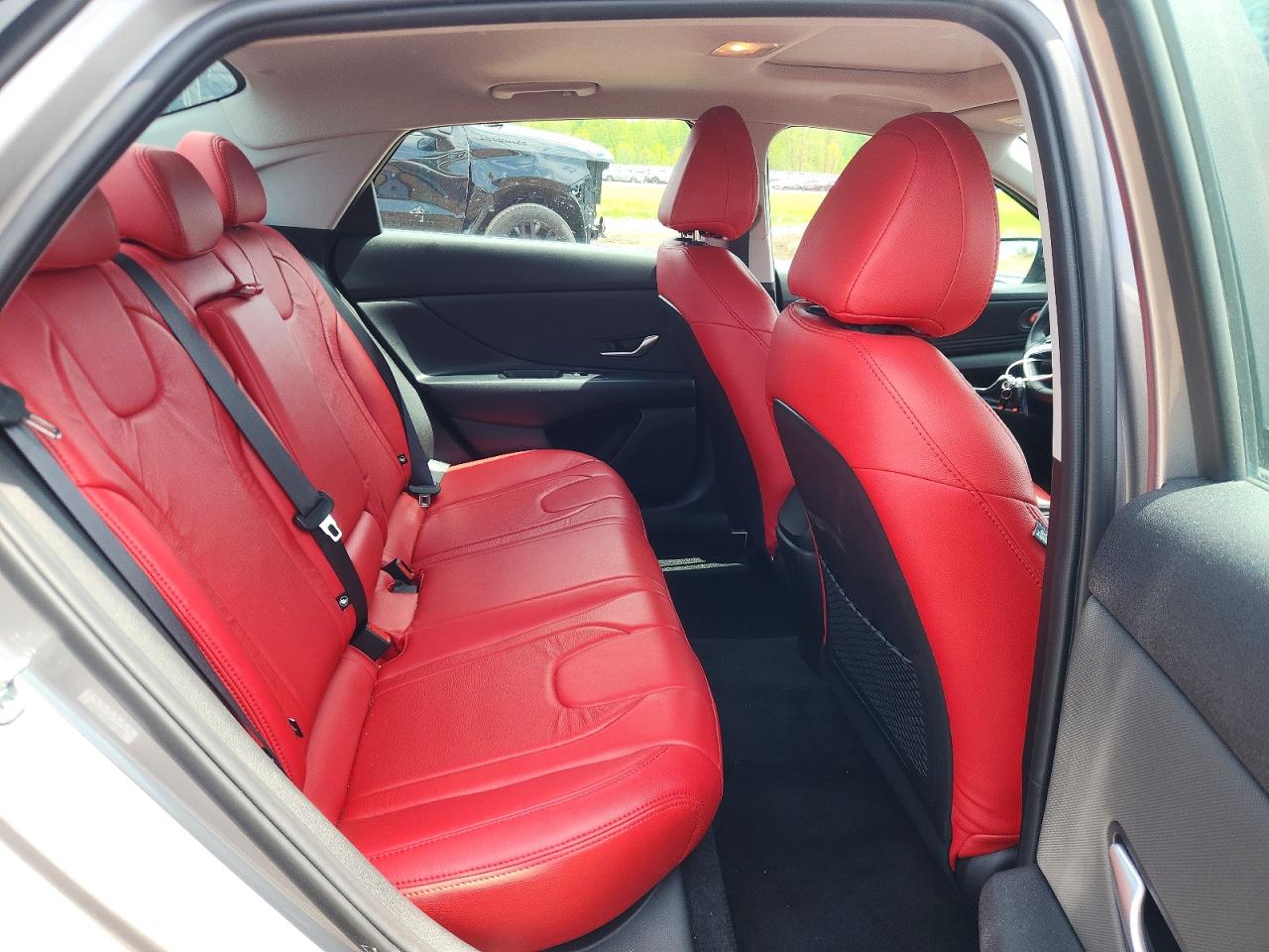 Hyundai ELANTRA Limited