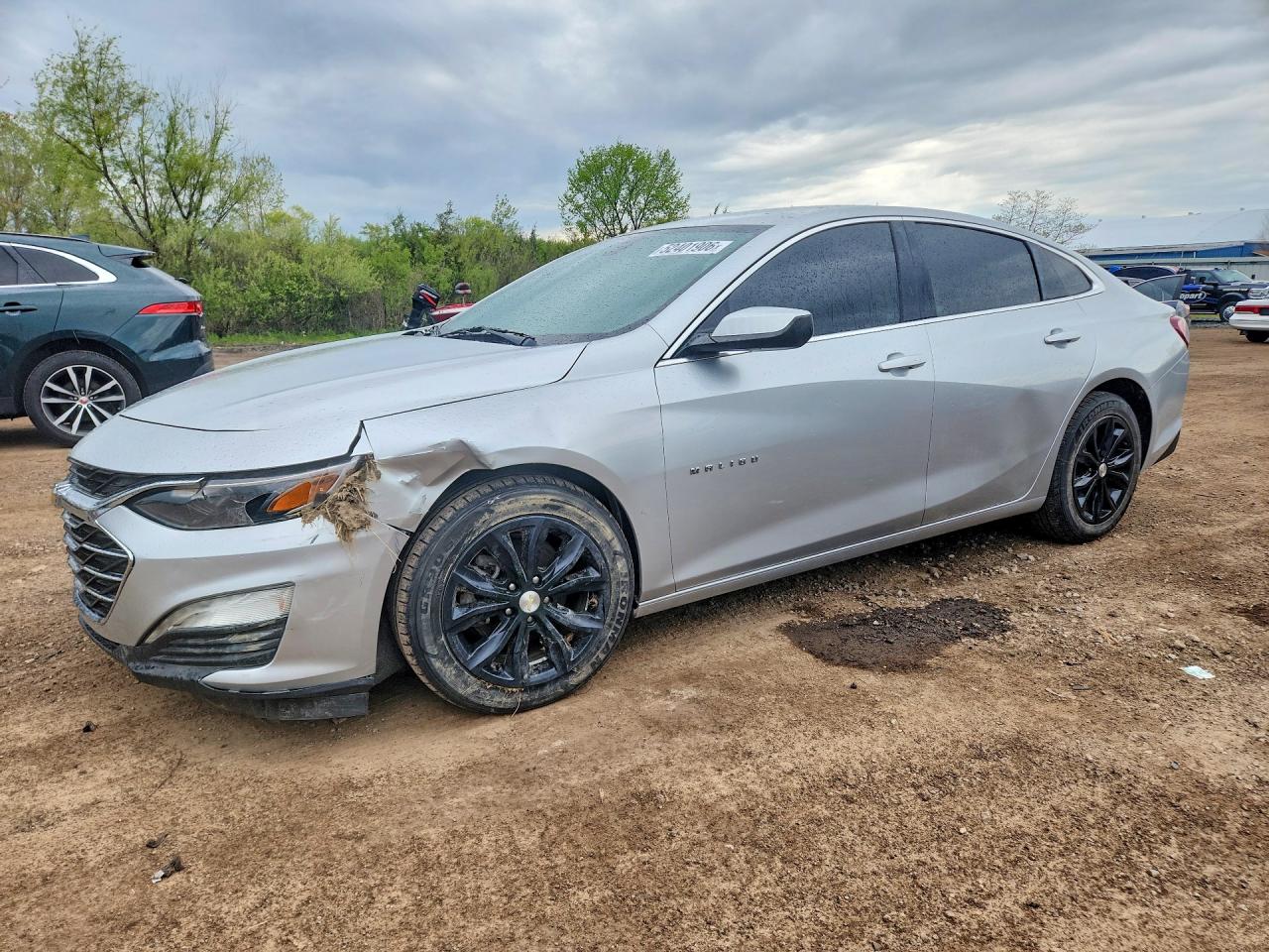 Salvage Chevrolet Malibu Image