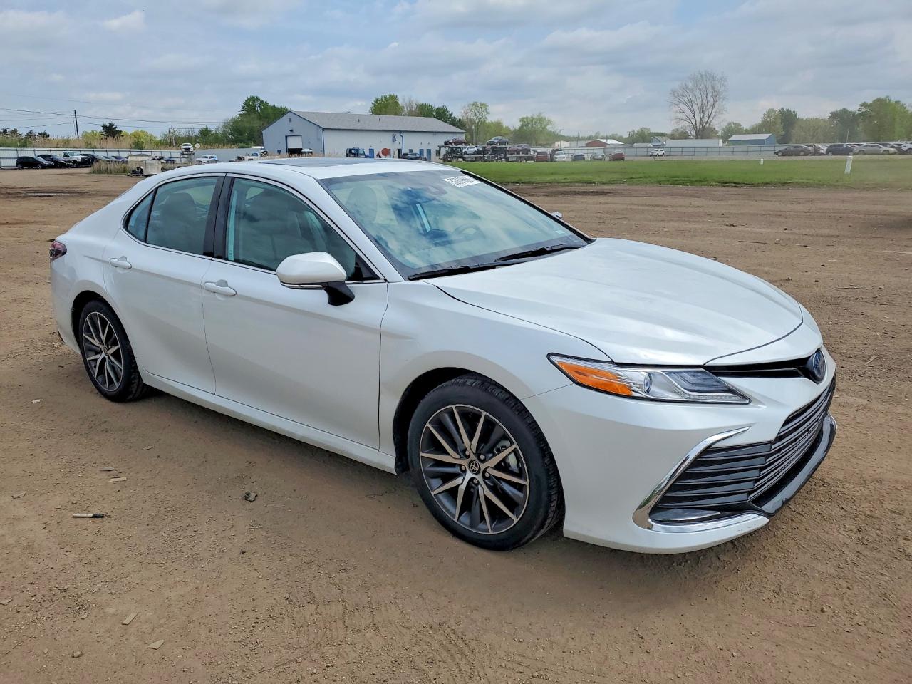 Toyota Camry Xle