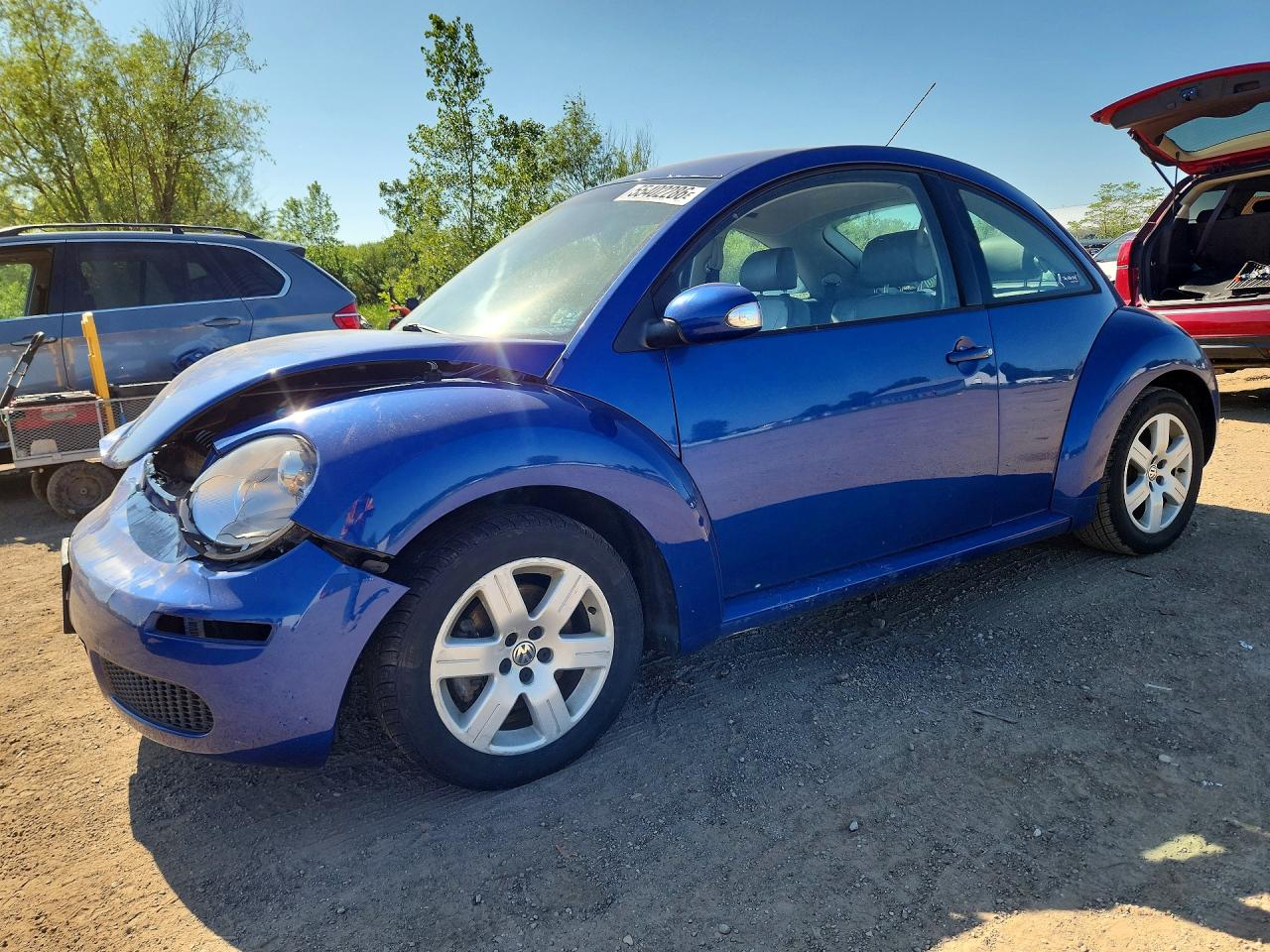 Salvage Volkswagen Beetle Image