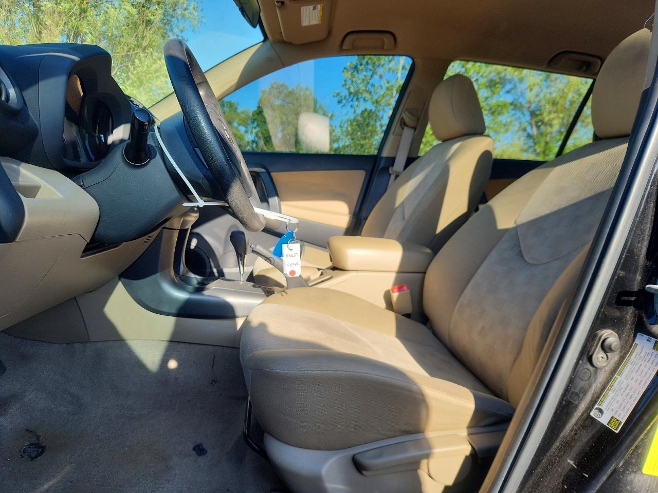 Toyota RAV4 Base