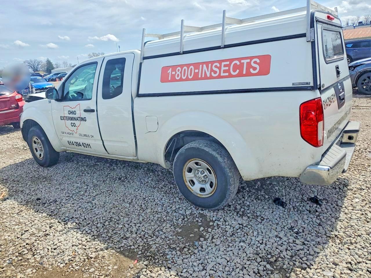 Nissan Frontier S