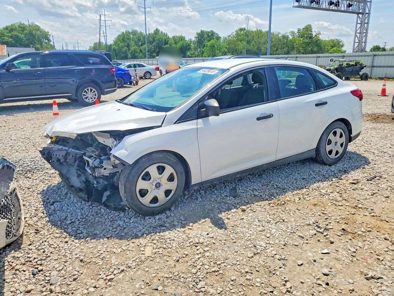 Salvage Ford Focus Image