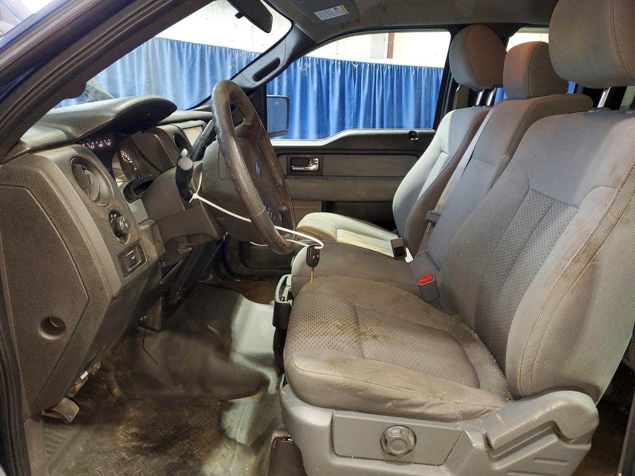 Ford F-150 Super Cab