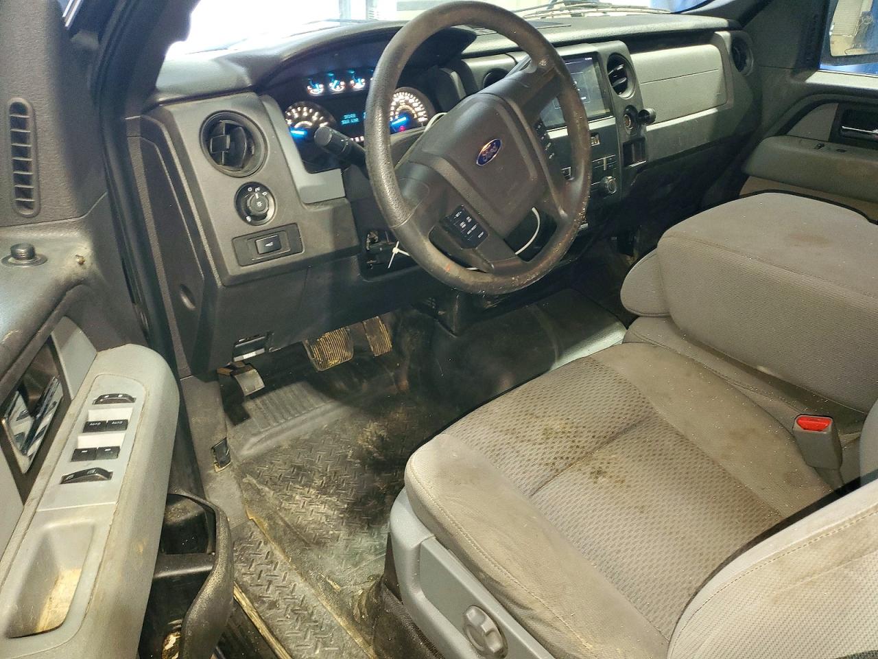 Ford F-150 Super Cab