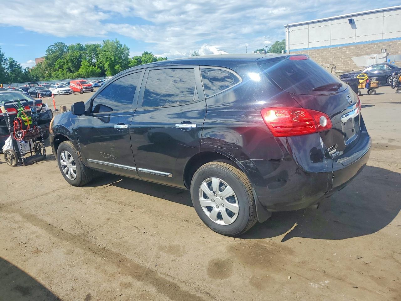 Nissan Rogue S