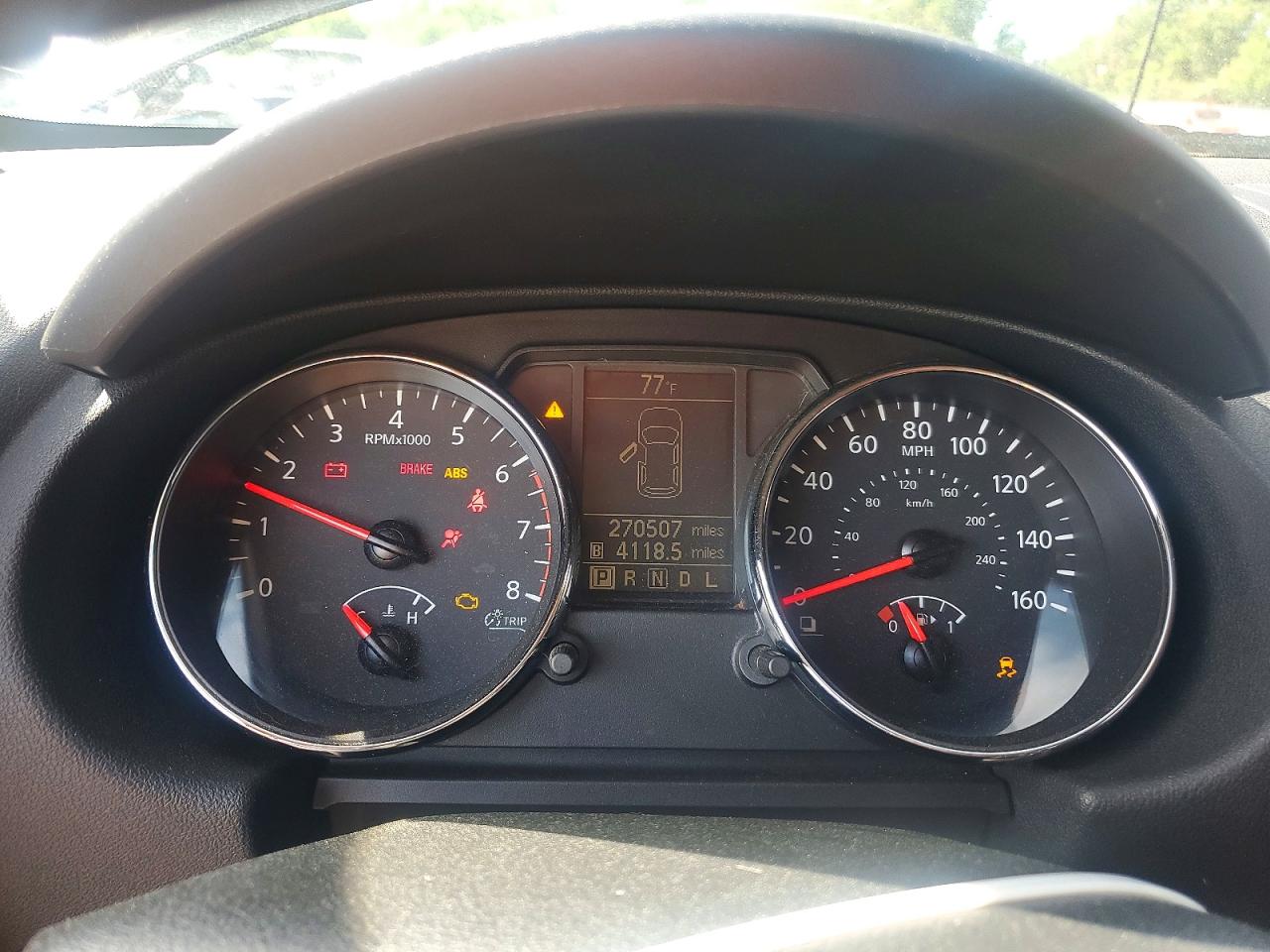 Nissan Rogue S