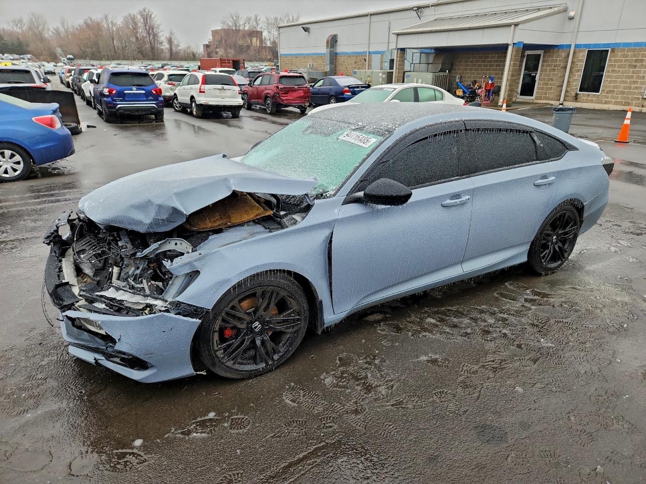 Salvage Honda Accord Image
