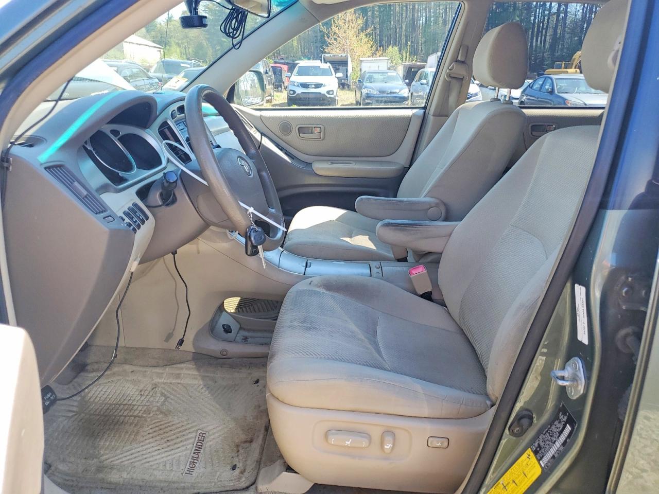 Toyota Highlander Base