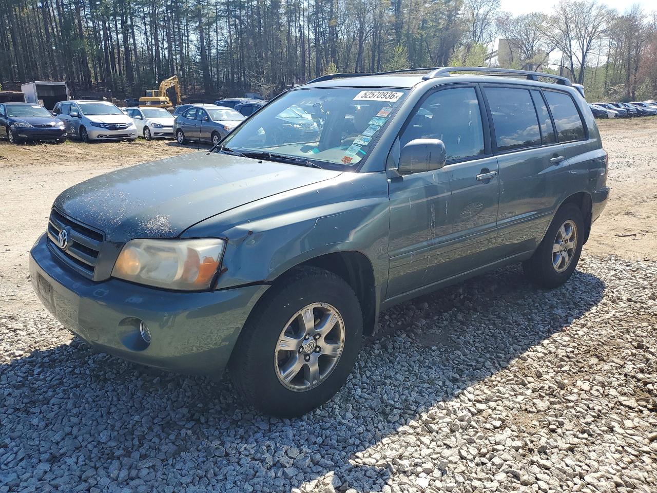 Salvage Toyota Highlander Image