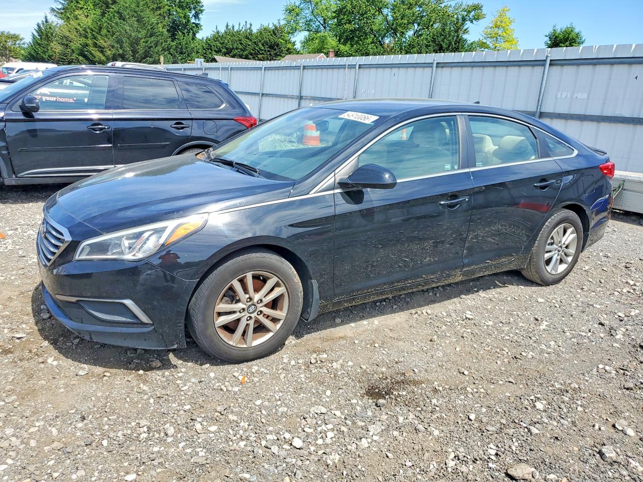 Salvage Hyundai SONATA Image