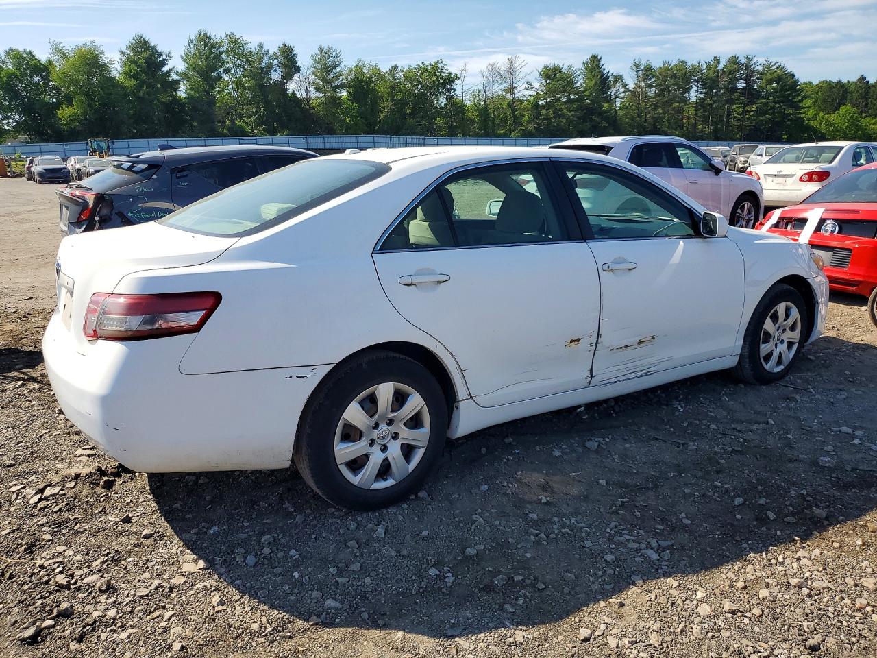 Toyota Camry Base